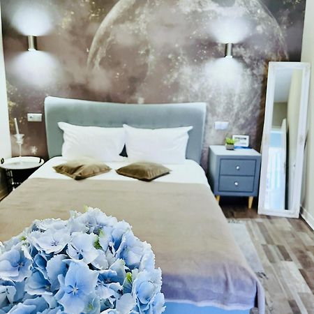 Moon And Sun Apartments ซีบิว ภายนอก รูปภาพ