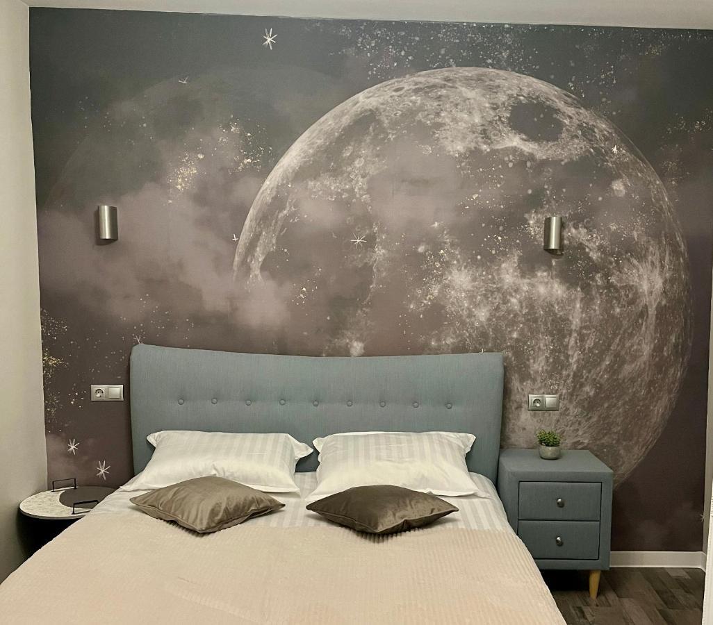 Moon And Sun Apartments ซีบิว ภายนอก รูปภาพ